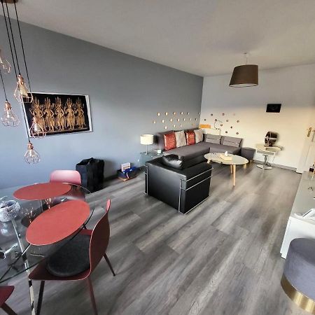 Tichnich Appartement - 2 Bedrooms - 1 Min Away From Train Station Annemasse Ngoại thất bức ảnh