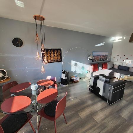 Tichnich Appartement - 2 Bedrooms - 1 Min Away From Train Station Annemasse Ngoại thất bức ảnh